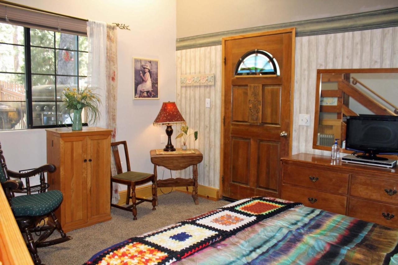 The Old Bear Bnb Pine Mountain Club Exterior foto